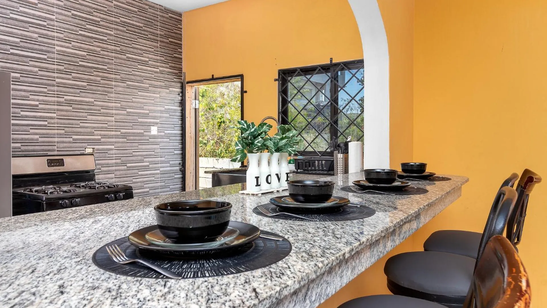 The Vista Luxury Home Runaway Bay 0*,
